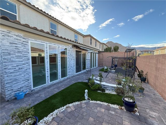 10842 Gentle Crest Avenue, Las Vegas, NV 89166