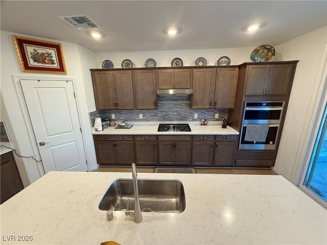 10842 Gentle Crest Avenue, Las Vegas, NV 89166