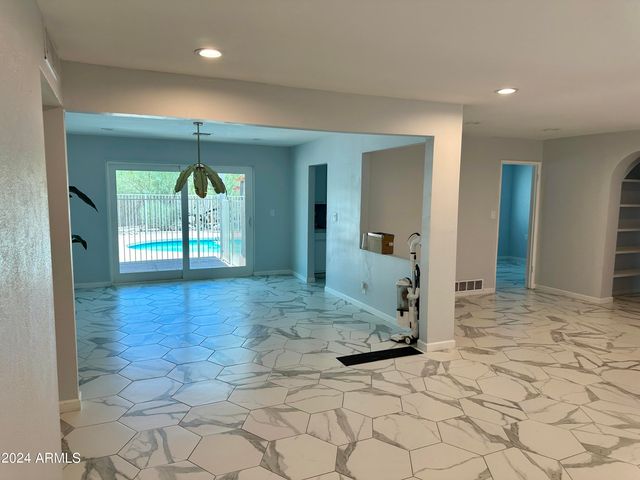 5634 E Wilshire Drive, Scottsdale, AZ 85257