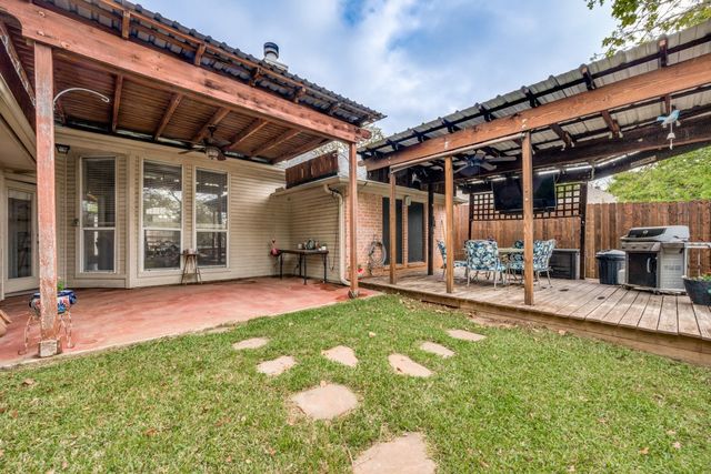 5009 Pointclear Court, Arlington, TX 76017