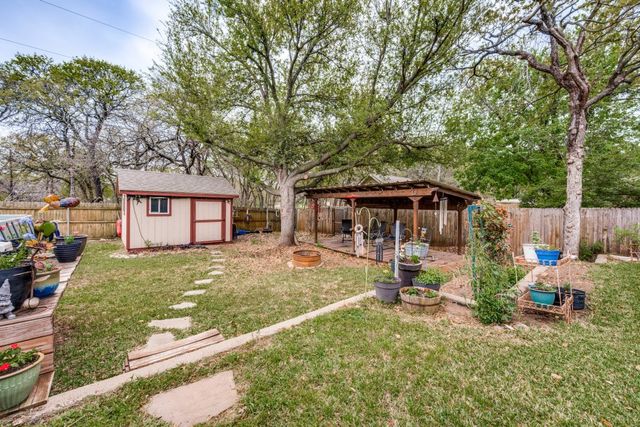 5009 Pointclear Court, Arlington, TX 76017