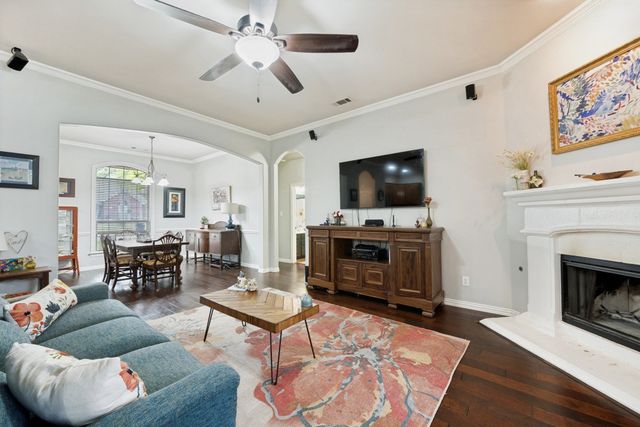 5009 Pointclear Court, Arlington, TX 76017