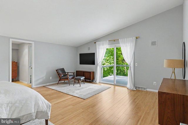 13 HIGH ROAD, New Hope, PA 18938