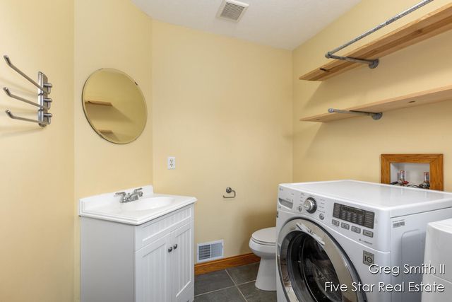 4230 Fenwick Drive, Hopkins Twp, MI 49323