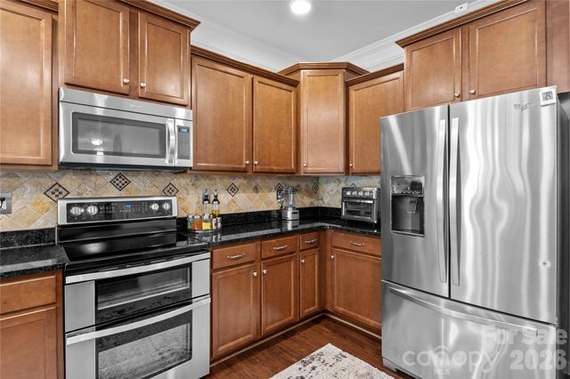 10621 Shanon Darby Lane, Charlotte, NC 28214