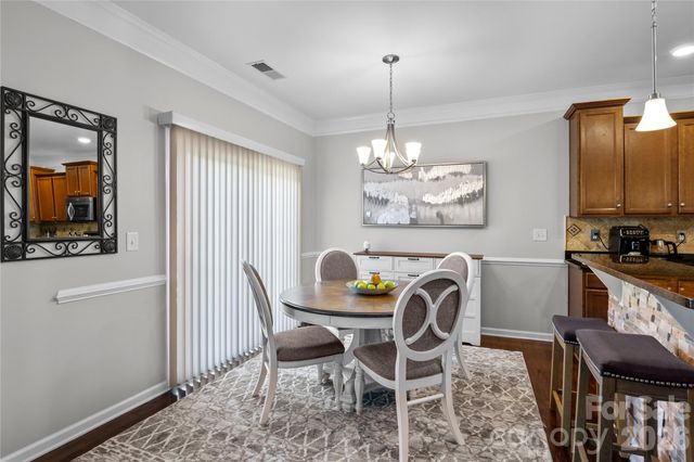 10621 Shanon Darby Lane, Charlotte, NC 28214