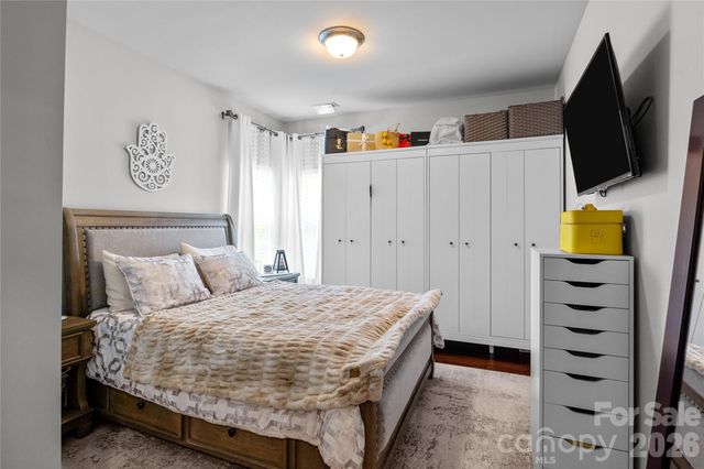 10621 Shanon Darby Lane, Charlotte, NC 28214