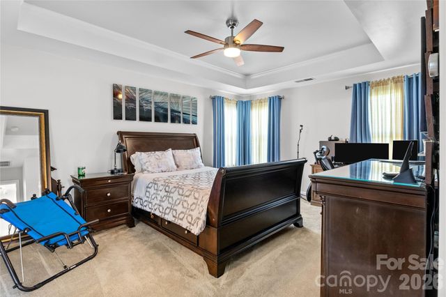 10621 Shanon Darby Lane, Charlotte, NC 28214