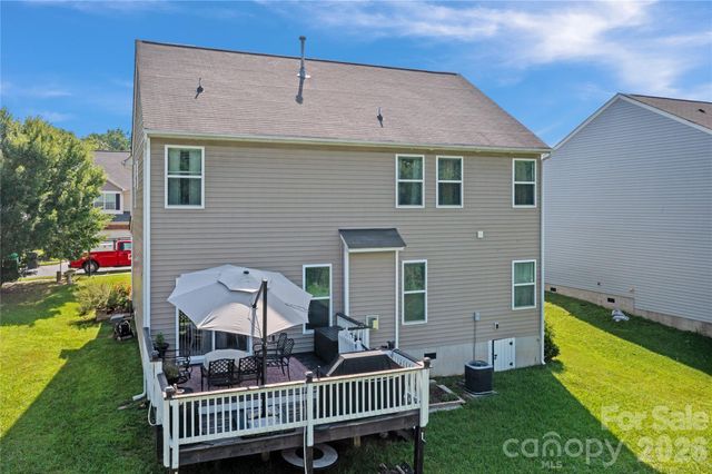 10621 Shanon Darby Lane, Charlotte, NC 28214