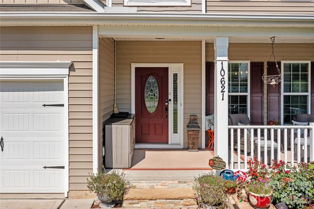 10621 Shanon Darby Lane, Charlotte, NC 28214