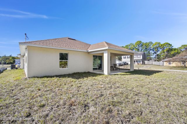 101 Crosspoint Street SE, Palm Bay, FL 32909