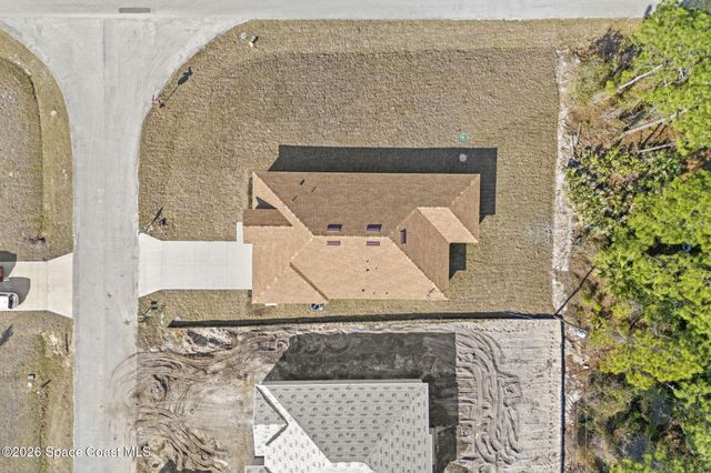 101 Crosspoint Street SE, Palm Bay, FL 32909