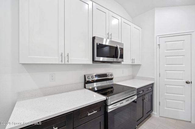 101 Crosspoint Street SE, Palm Bay, FL 32909