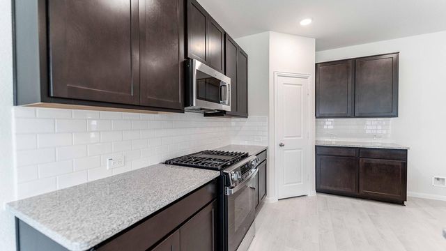 3112 Waxwing Drive, Brookshire, TX 77423