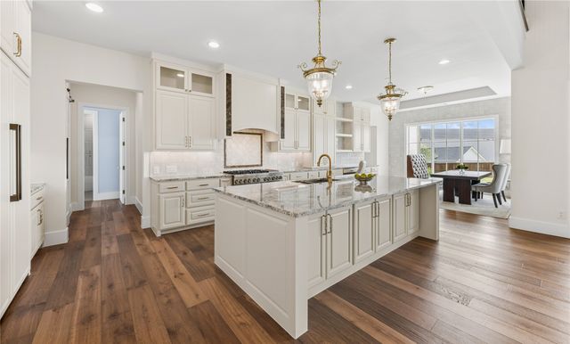13717 Nouvelle Circle, Fort Worth, TX 76008