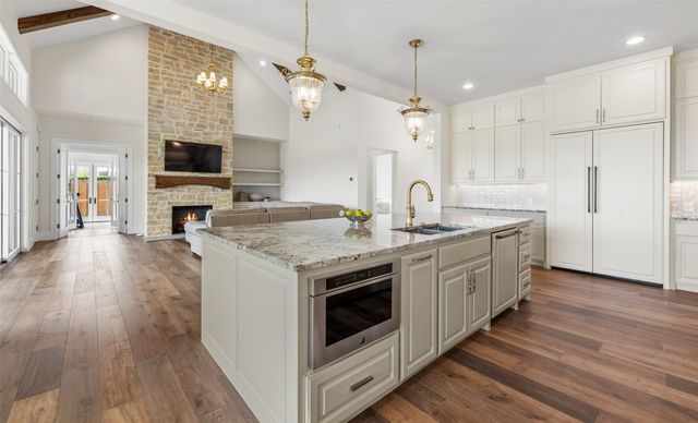 13717 Nouvelle Circle, Fort Worth, TX 76008