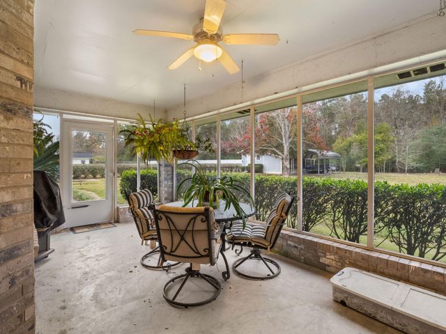 1480 Ernest Dr, Deridder, LA 70634