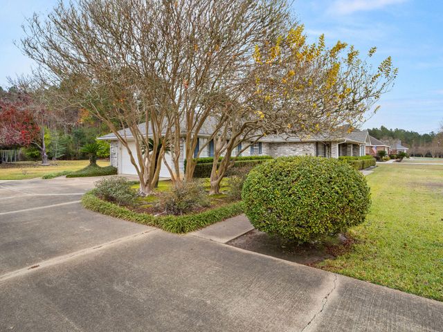 1480 Ernest Dr, Deridder, LA 70634