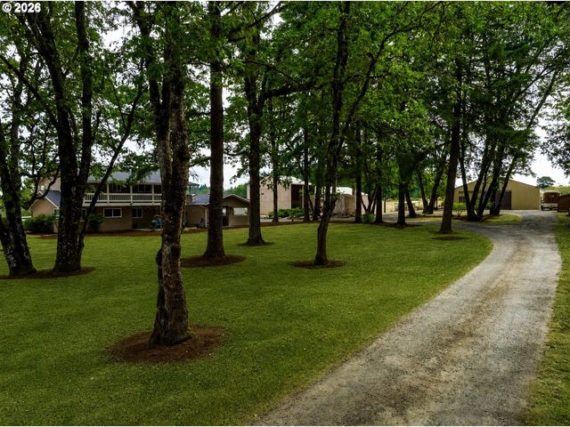 26718 CANTRELL Rd, Eugene, OR 97402