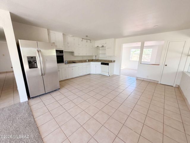 2817 N Walnut Avenue, Tucson, AZ 85712