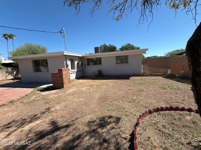 2817 N Walnut Avenue, Tucson, AZ 85712