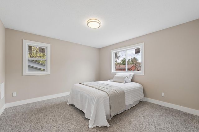 2848 Ardan Avenue, Mounds View, MN 55112