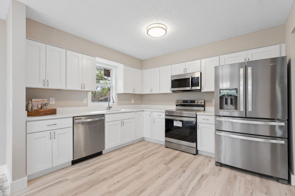 2848 Ardan Avenue, Mounds View, MN 55112