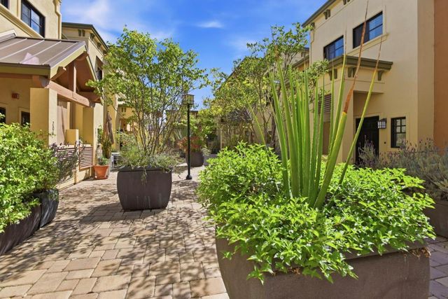 1765 E Bayshore Road 227, East Palo Alto, CA 94303