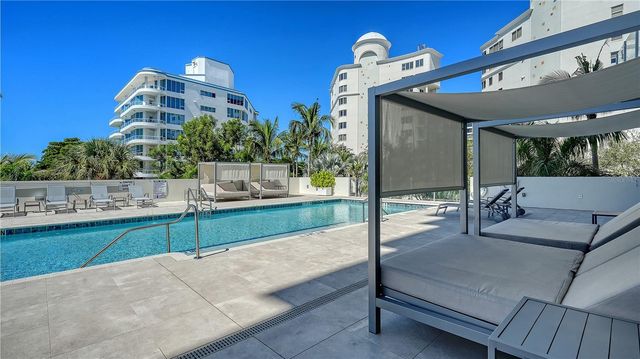 111 GOLDEN GATE POINT 602, Sarasota, FL 34236
