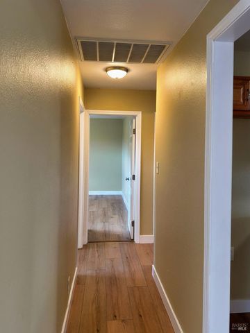 104 Thompson Ave, Ukiah, CA 95482