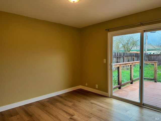 104 Thompson Ave, Ukiah, CA 95482