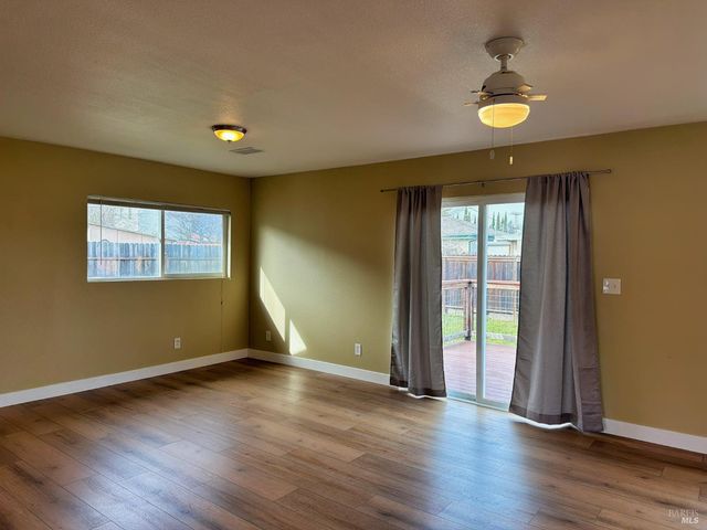 104 Thompson Ave, Ukiah, CA 95482