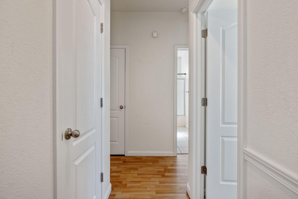 Image 18 of property listing at 5202 W Oriole Avenue, Visalia, CA 93291