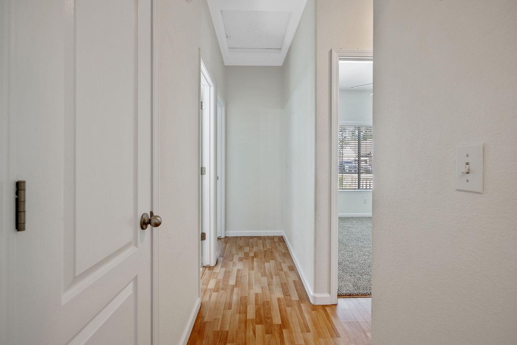 Image 20 of property listing at 5202 W Oriole Avenue, Visalia, CA 93291