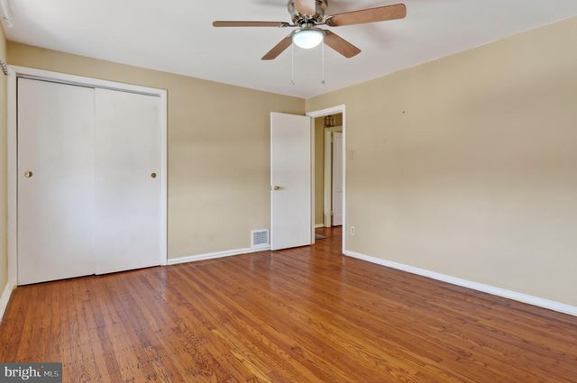 620 E CARVER ST, Philadelphia, PA 19120