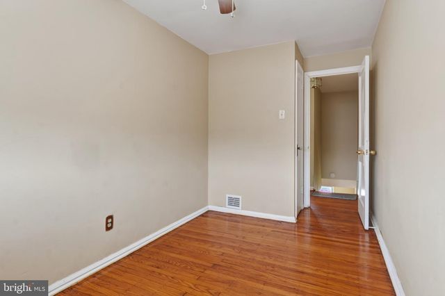 620 E CARVER ST, Philadelphia, PA 19120
