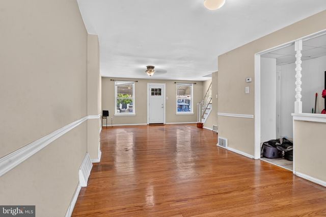 620 E CARVER ST, Philadelphia, PA 19120