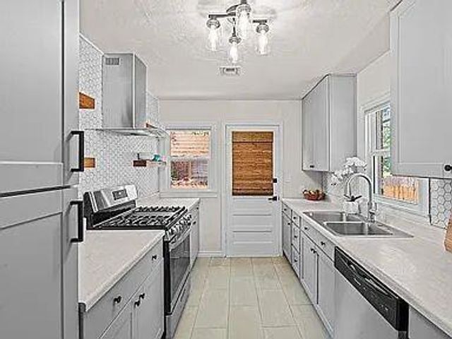 1825 Sheffield Road, Oklahoma City, OK 73120