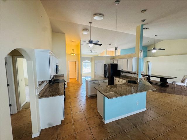 13797 SW 109TH LANE, Dunnellon, FL 34432