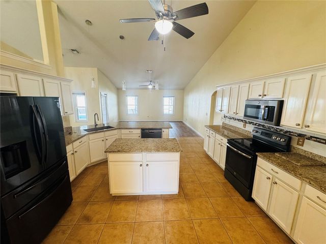 13797 SW 109TH LANE, Dunnellon, FL 34432