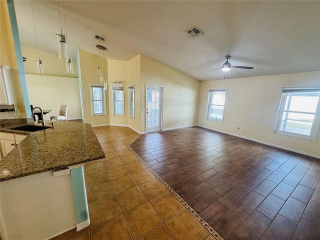 13797 SW 109TH LANE, Dunnellon, FL 34432