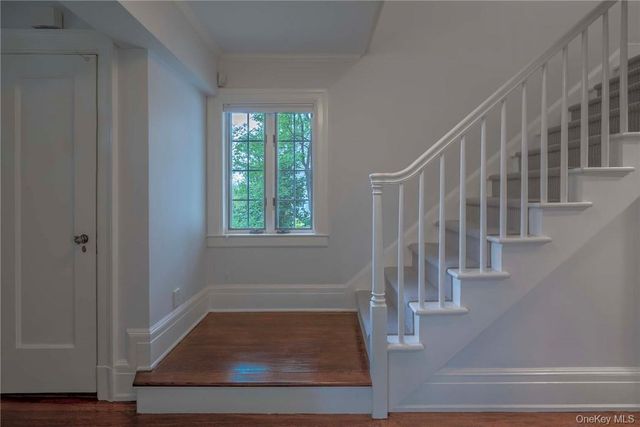 62 Summit Avenue, Bronxville, NY 10708