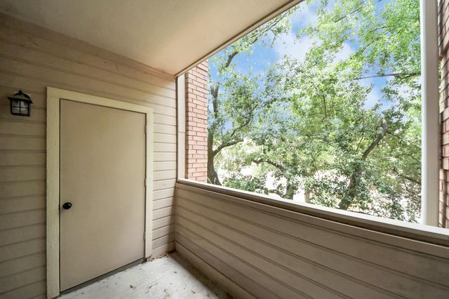 2111 Welch Street A211, Houston, TX 77019