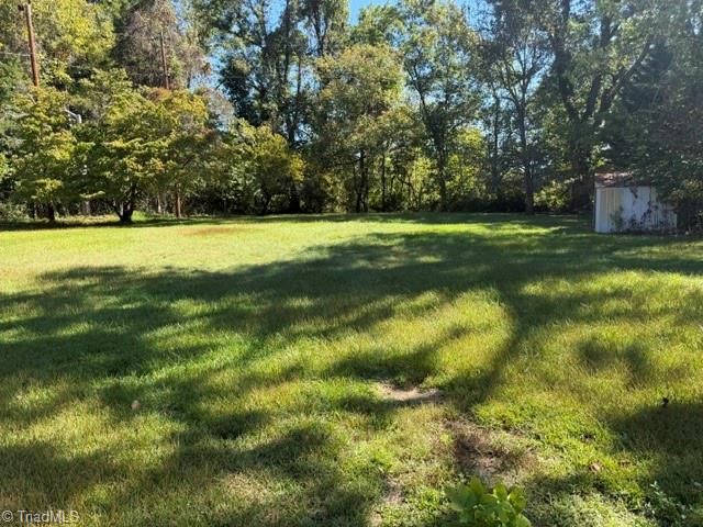 5515 Bledsoe Drive, Greensboro, NC 27410