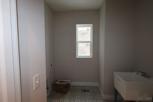 4017 Trailside Drive, Green Twp, OH 45248