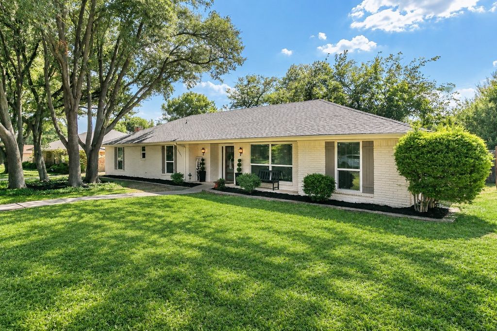 4441 Cartagena Drive, Fort Worth, TX 76133 — photo 2