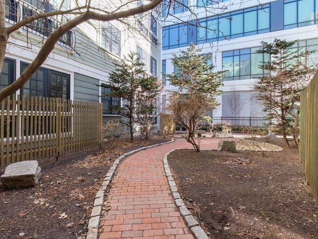80 Webster Ave 4M, Somerville, MA 02143