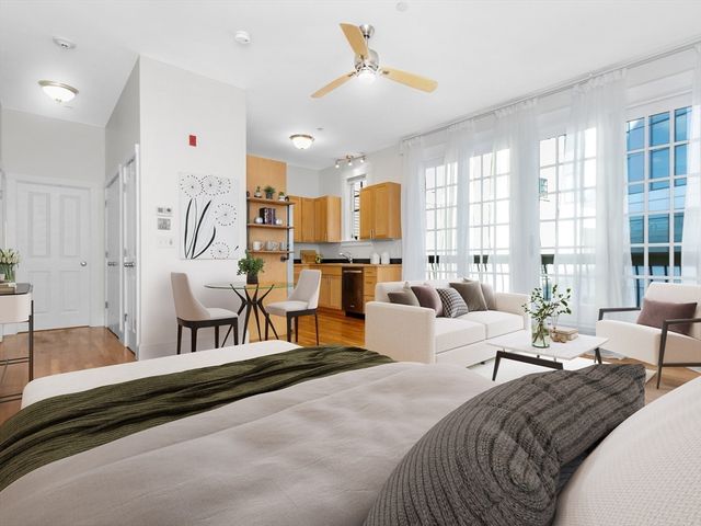 80 Webster Ave 4M, Somerville, MA 02143