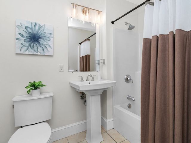 80 Webster Ave 4M, Somerville, MA 02143