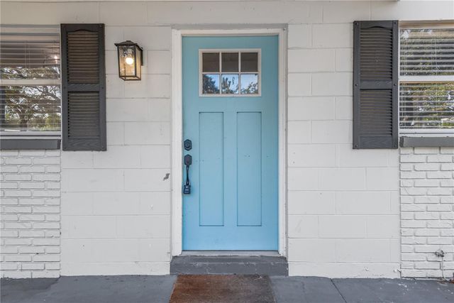 6815 S WALL STREET, Tampa, FL 33616